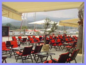 Bar, Restaurant, Pizzéria, Glacier, Vente à emporter, Licence IV (73, Savoie)